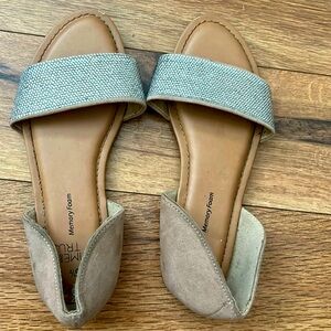 Women’s sparkly flats